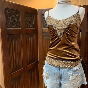 Tank top brown with gold embellishments